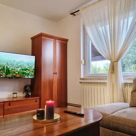 Apartment Pp 13