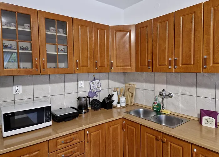 Apartment Pp 13 *